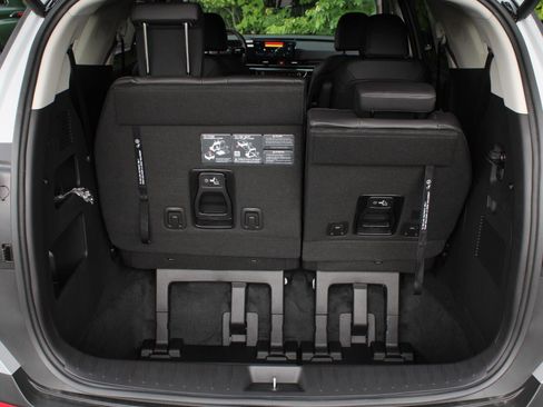 New 2027 Kia Carnival SX w/ Dark Edition Package FWD image 8