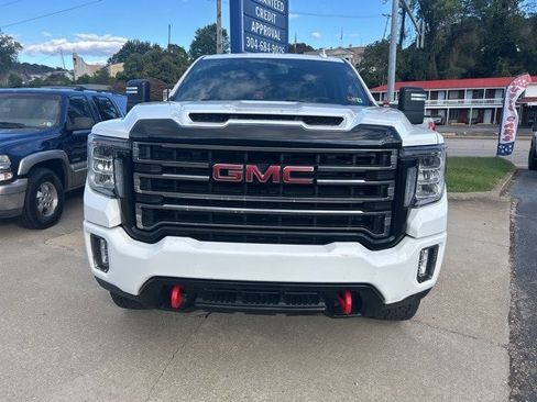 Used 2022 GMC Sierra 2500 AT4 w/ Gooseneck/5TH Wheel Package image 2
