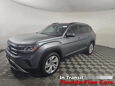 Used 2021 Volkswagen Atlas SE image 2