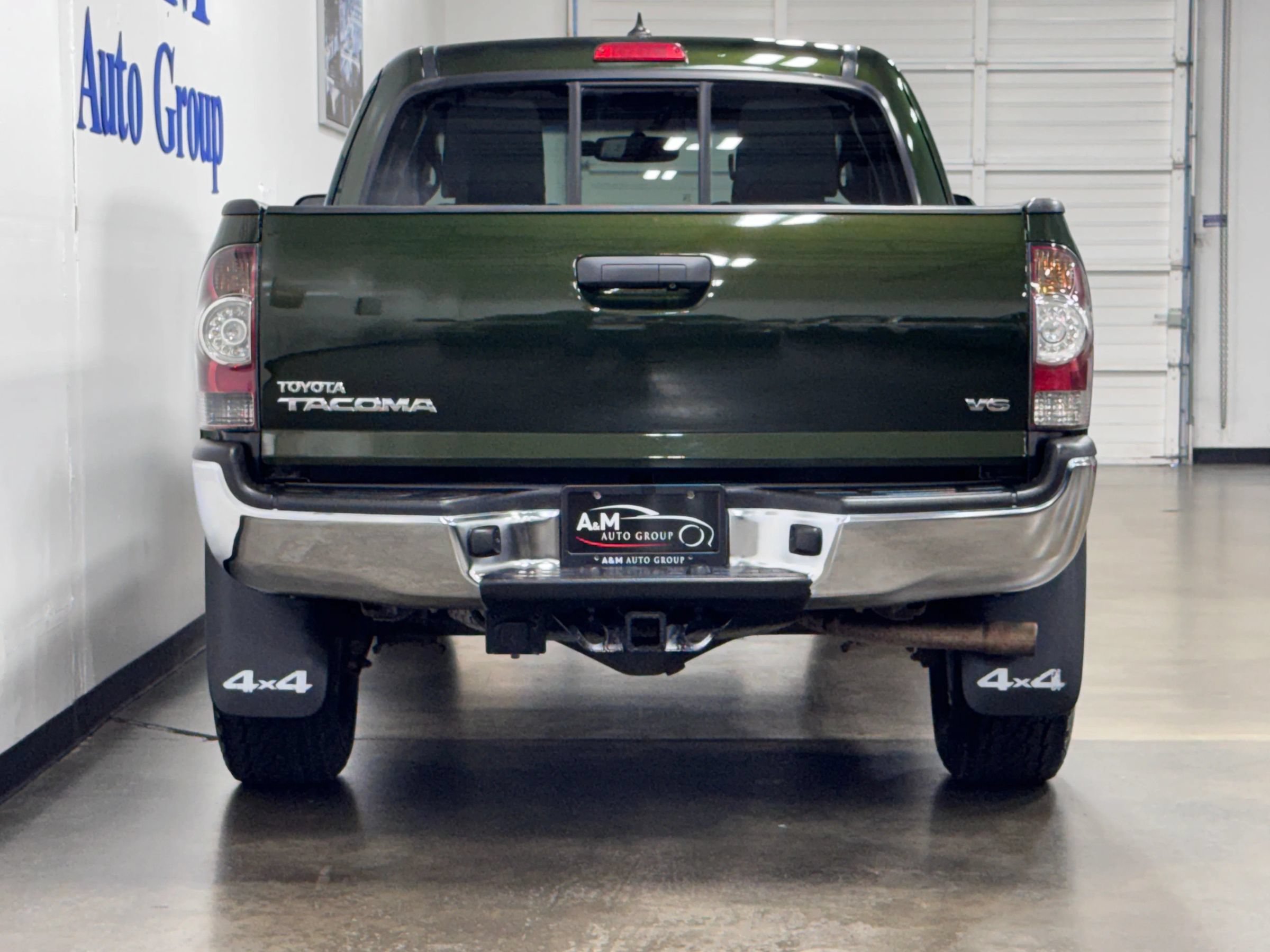 Used 2012 Toyota Tacoma 4x4 Access Cab V6 w/ TRD Off-Road Pkg image 5