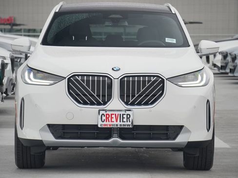 Used 2025 BMW X3 xDrive30i w/ Premium Package image 2