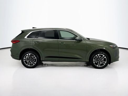 Certified 2025 Audi Q5 Premium w/ Premium Plus AWD/4WD image 4