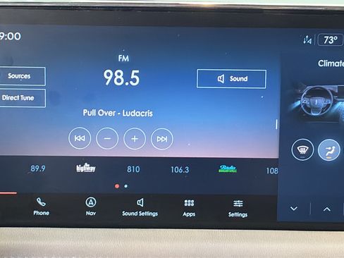Used 2022 Lincoln Nautilus FWD w/ Premium Package image 29