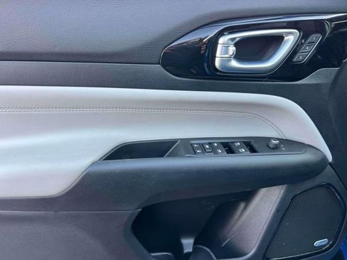 Used 2022 Jeep Compass Limited w/ Elite Group image 16