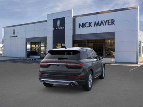 New 2026 Lincoln Corsair Premiere image 9