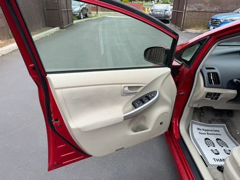 Used 2010 Toyota Prius FWD image 9