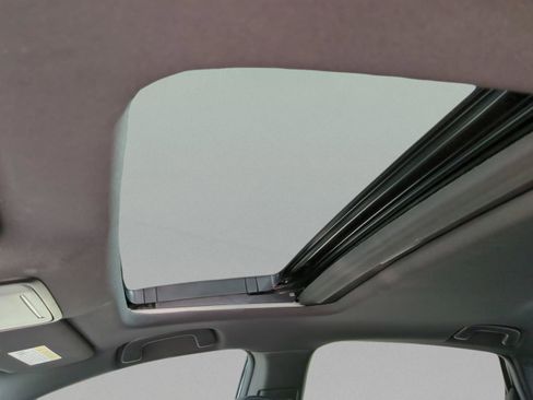 Used 2025 Honda Accord Sport image 28