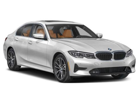 Used 2022 BMW 330i Sedan w/ Driving Assistance Package RWD image 9