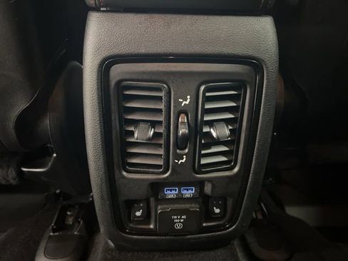 Used 2024 Dodge Durango R/T AWD/4WD image 14