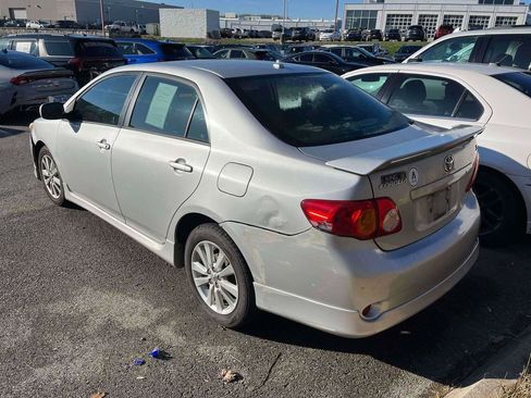 Used 2010 Toyota Corolla S image 3