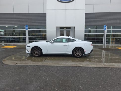 New 2026 Ford Mustang Coupe image 2