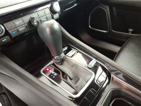 Used 2024 Jeep Compass Latitude image 21