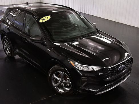 Used 2023 Ford Escape ST-Line image 13