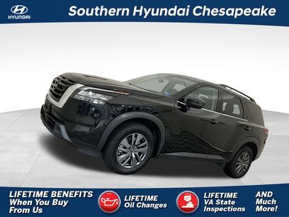 Used 2024 Nissan Pathfinder SV