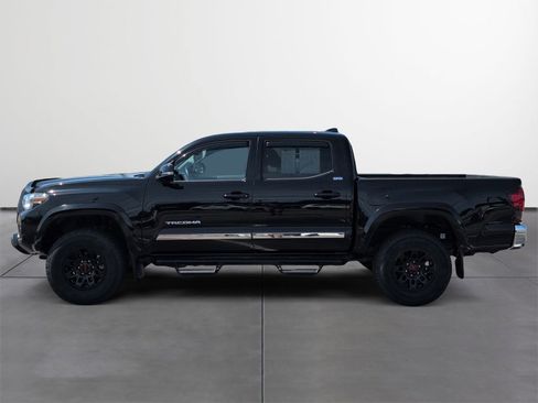 Certified 2023 Toyota Tacoma SR5 w/ Technology Package AWD/4WD image 3