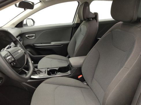 Used 2025 Kia K4 FWD image 17