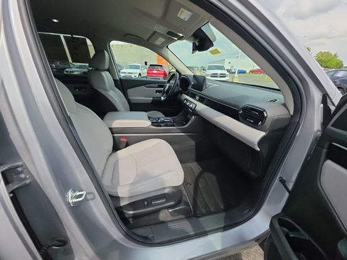 Certified 2025 Honda Pilot EX-L image 31