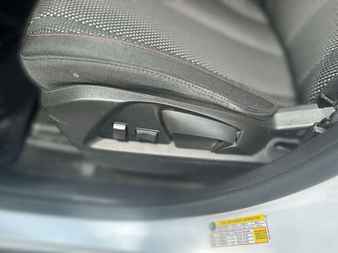 Used 2017 GMC Terrain SLE FWD image 14