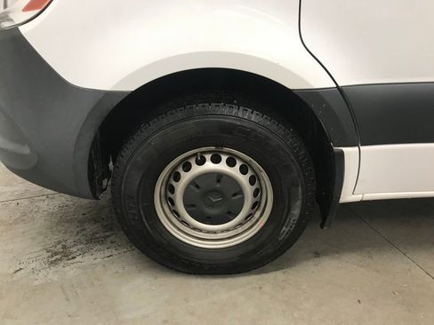 Used 2021 Mercedes-Benz Sprinter 144 Cargo image 34