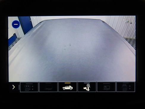 Used 2021 GMC Sierra 2500 Denali w/ Denali Black Diamond Edition image 23