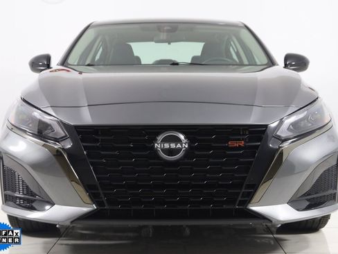Used 2023 Nissan Altima 2.5 SR image 45