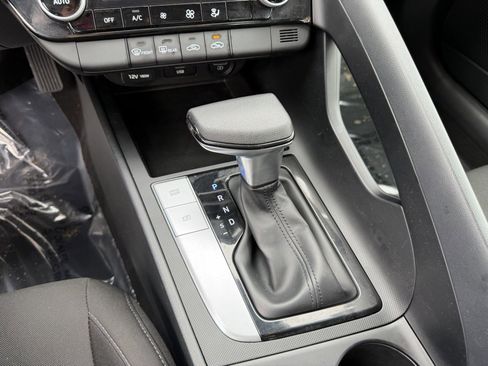 Used 2021 Hyundai Elantra SEL image 24