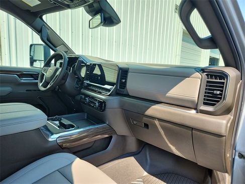 New 2025 Chevrolet Silverado 2500 LT w/ Safety Package image 29