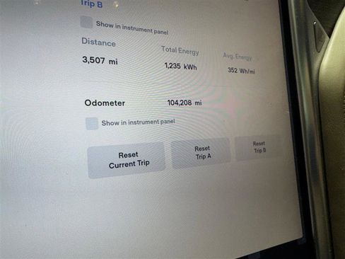 Used 2016 Tesla Model S 90D image 19