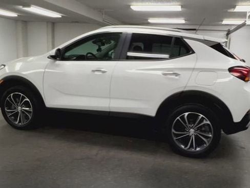 Certified 2023 Buick Encore GX Select AWD/4WD image 6