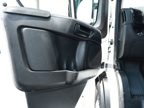 Used 2024 RAM ProMaster 2500 w/ Convenience Group FWD image 21