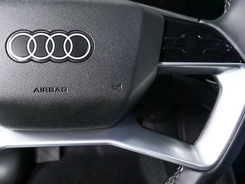 New 2025 Audi Q5 Premium Plus image 12