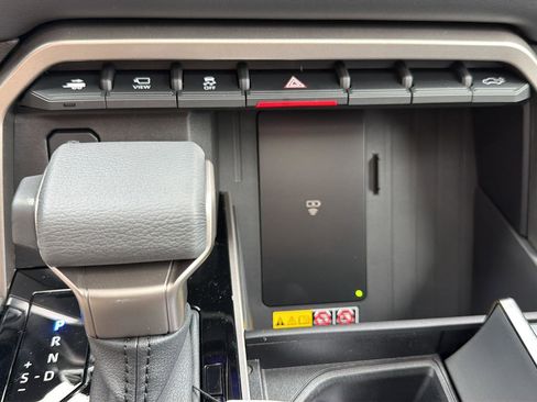 New 2026 Toyota Tundra Platinum AWD/4WD image 20