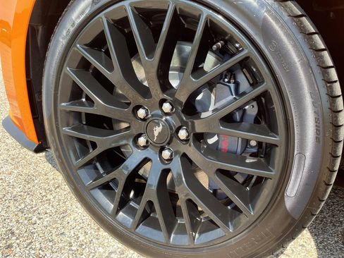 Used 2021 Ford Mustang GT Premium w/ GT Performance Package RWD image 30