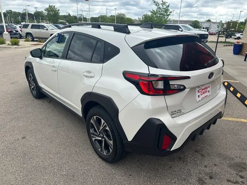 Used 2025 Subaru Crosstrek 2.5i Premium AWD/4WD image 8