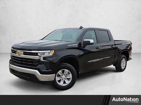 Used 2025 Chevrolet Silverado 1500 LT image 1