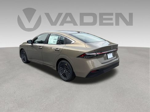 New 2026 Nissan Sentra SV w/ Floor Mat Package FWD image 25