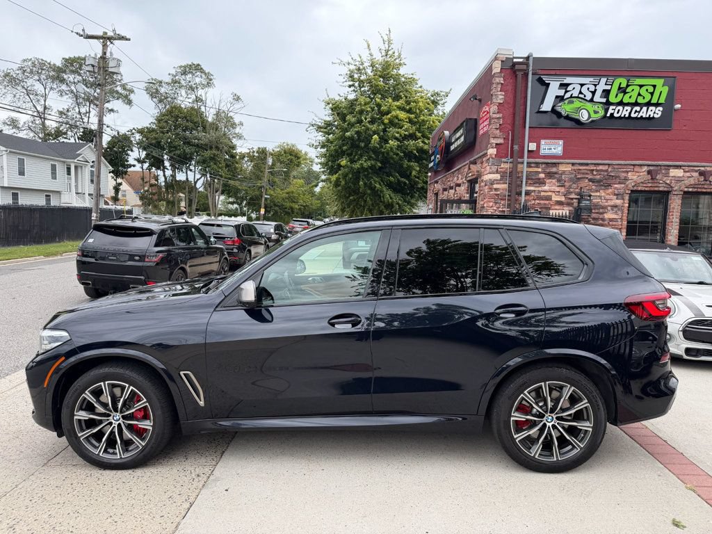 Used 2021 BMW X5 M50i AWD/4WD image 16