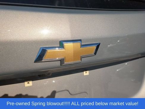 Used 2018 Chevrolet Equinox LT FWD image 11