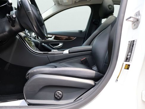 Certified 2017 Mercedes-Benz C 300 4MATIC Sedan image 34
