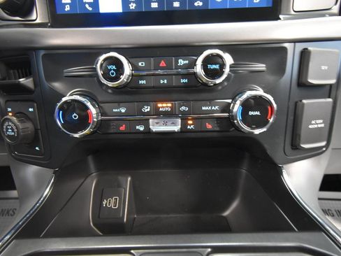 Used 2025 Ford F150 XLT w/ Equipment Group 302A MID AWD/4WD image 18