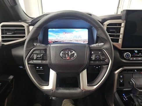 Used 2026 Toyota Tundra Limited AWD/4WD image 17