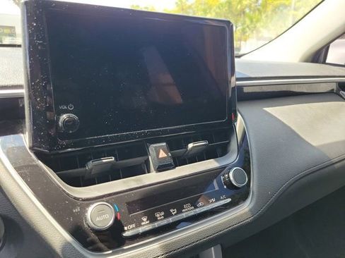 Used 2024 Toyota Corolla Cross LE FWD image 10