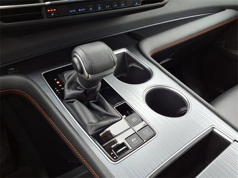 Certified 2021 Toyota Sienna XSE image 23