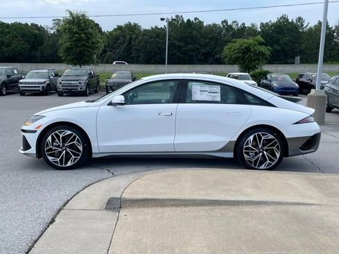 New 2025 Hyundai Ioniq 6 SEL AWD/4WD image 4