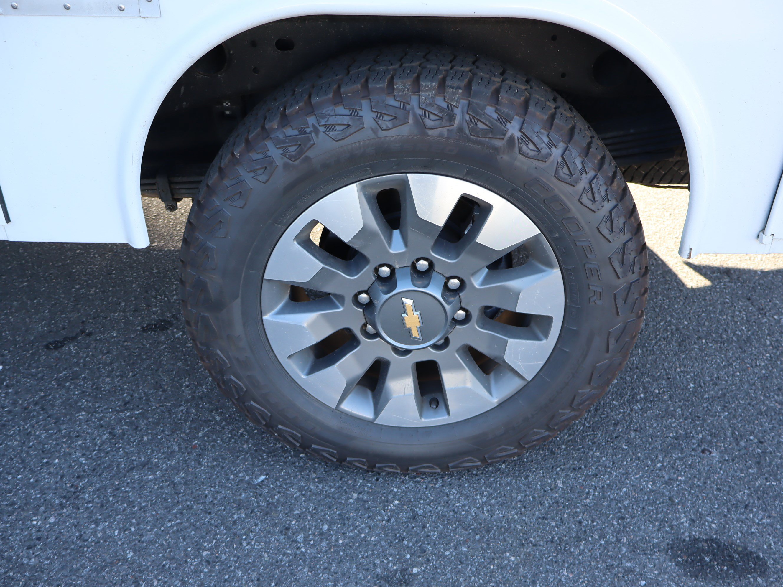 Used 2024 Chevrolet Silverado 2500 Custom w/ Custom Value Package AWD/4WD image 42