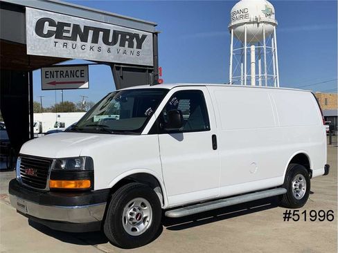 Used 2023 GMC Savana 2500 w/ Driver Convenience Package image 1