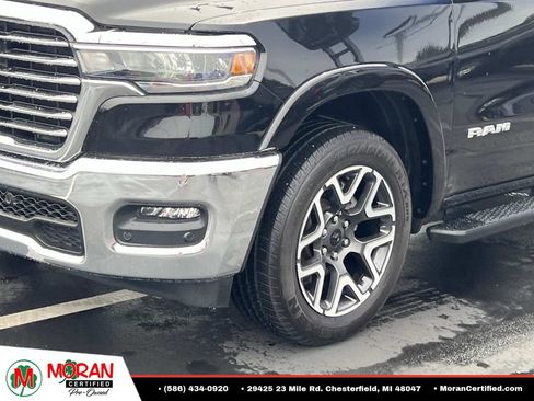 Used 2025 RAM 1500 Laramie AWD/4WD image 8