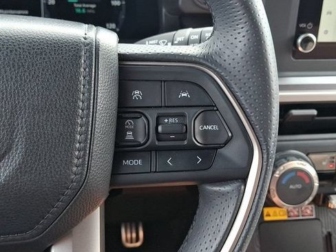 Used 2025 Toyota 4Runner TRD Sport AWD/4WD image 26