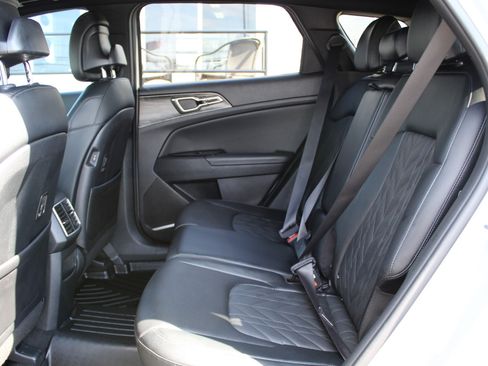 Used 2023 Kia Sportage X-Line w/ X-Line Premium Package AWD/4WD image 19