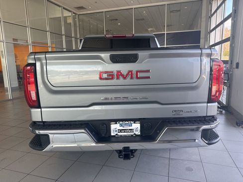 Used 2024 GMC Sierra 1500 SLT image 11